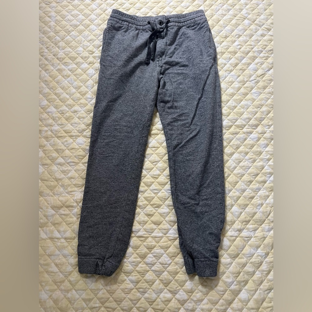 Men’s Levi’s Zip Joggers brand new size M color gray